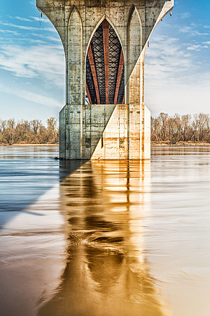 Under the Bridge Washington MO 2021
