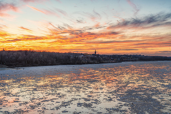 Washington Bridge Over Ice 2021