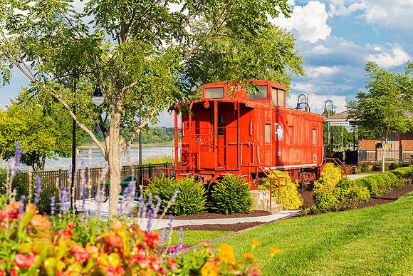 Washington MO Red Caboose 2022